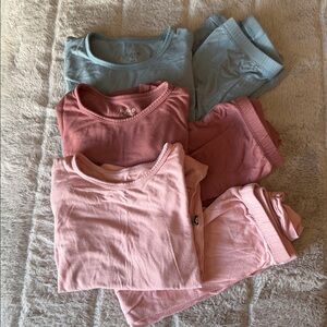 Kyte Baby Solids Pink and Blue Long Sleeve Pajama Bundle, size 4T